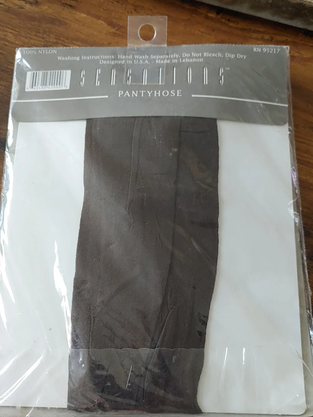 NWT Coffee Colored Sensations OS 160# & Up To 5' 8